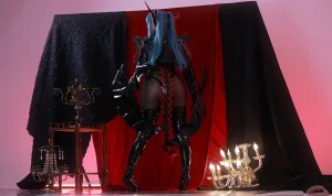 小容仔咕咕咕w《一只龙娘》写真图集 57P｜在线预览与图包下载