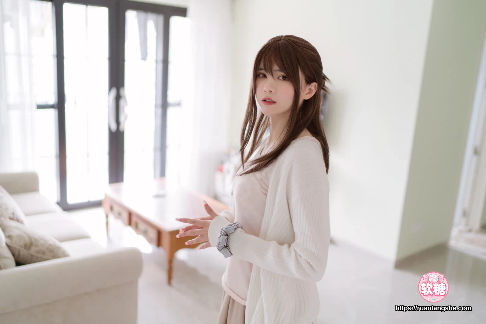 眼酱大魔王w 眼酱大魔王w NO.033 - 人妻丝袜红茶