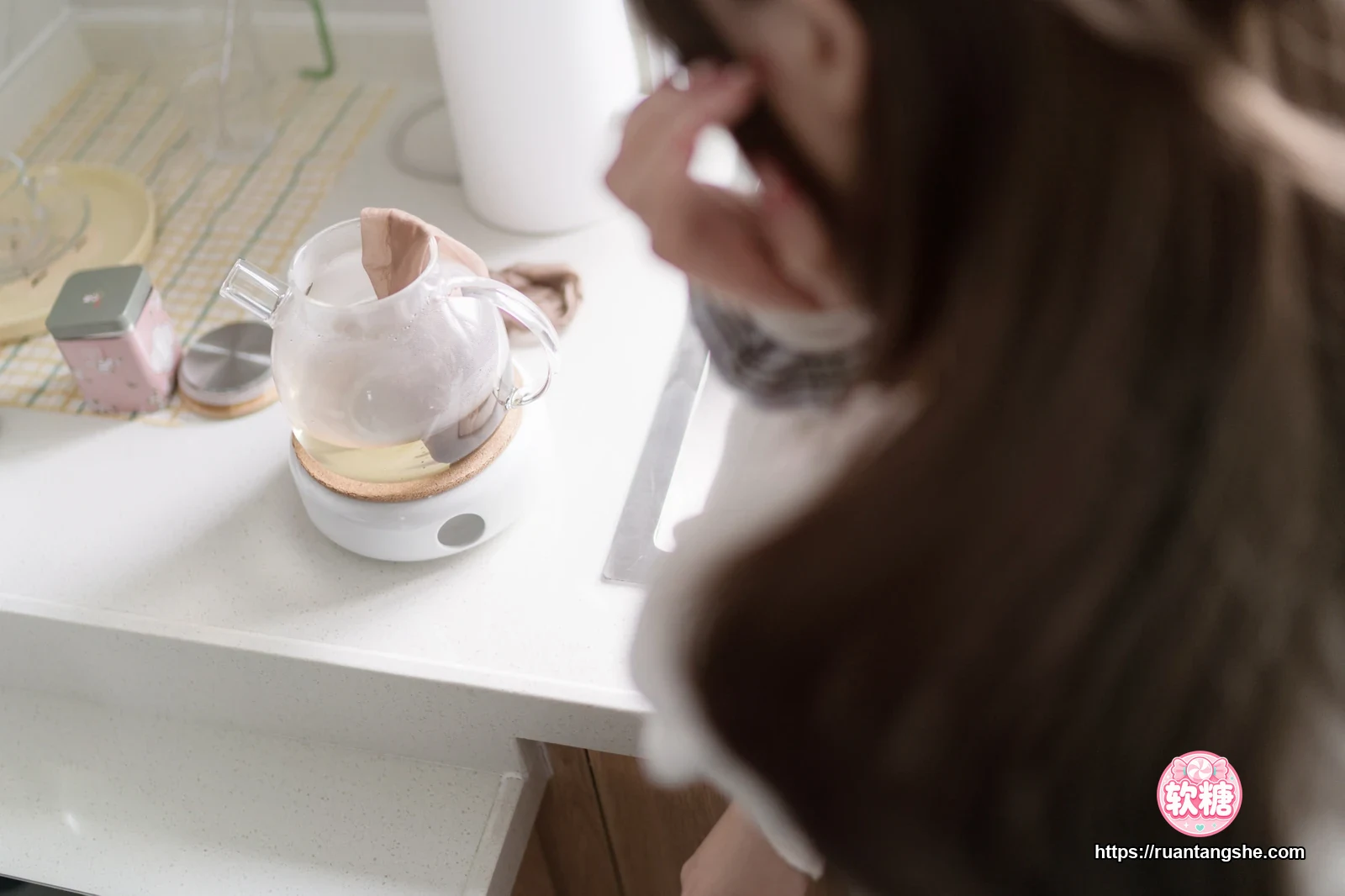 眼酱大魔王w 眼酱大魔王w NO.033 - 人妻丝袜红茶