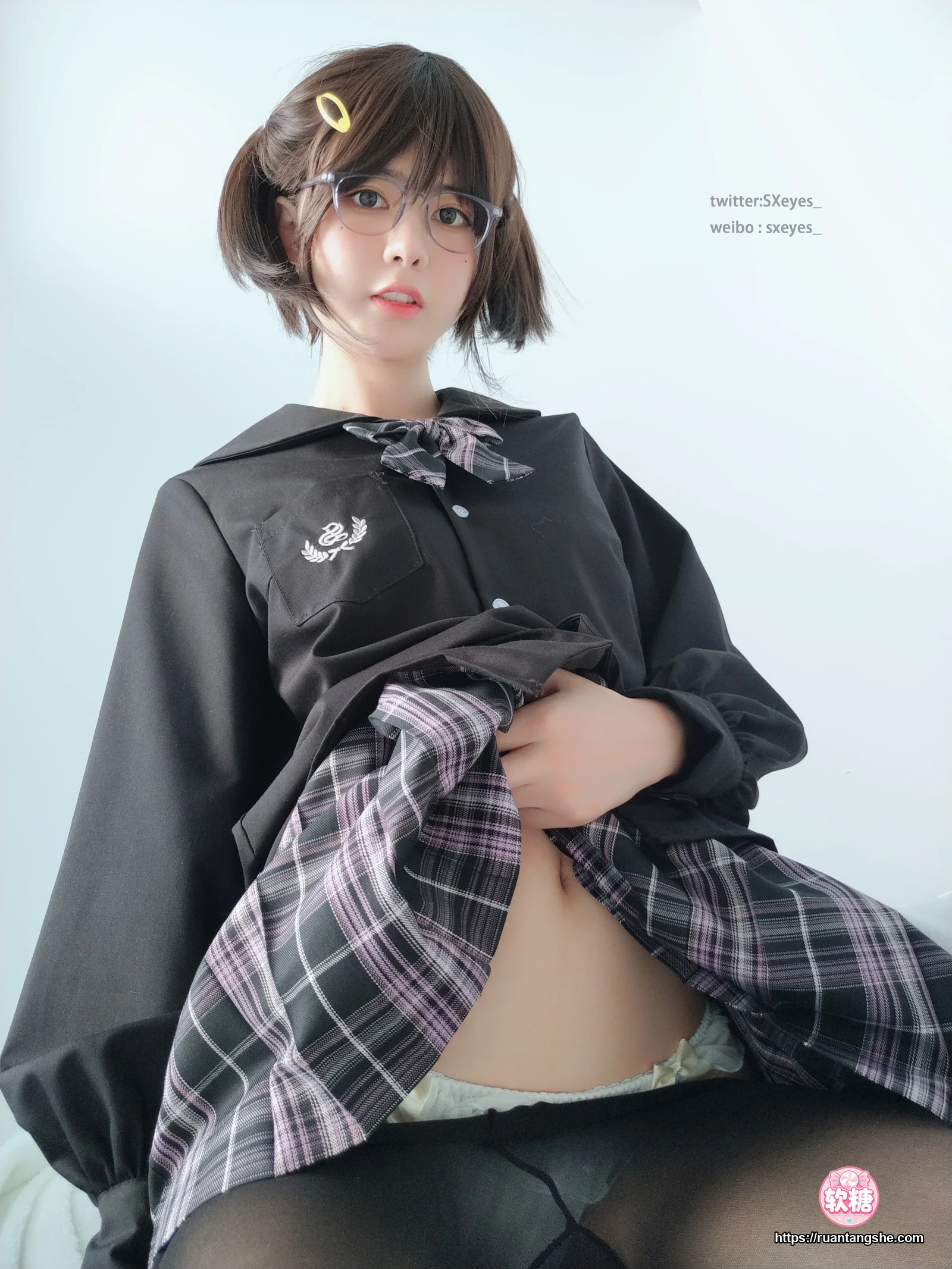 眼酱大魔王w 眼酱大魔王w NO.061 - VOL.15 双马尾黑丝