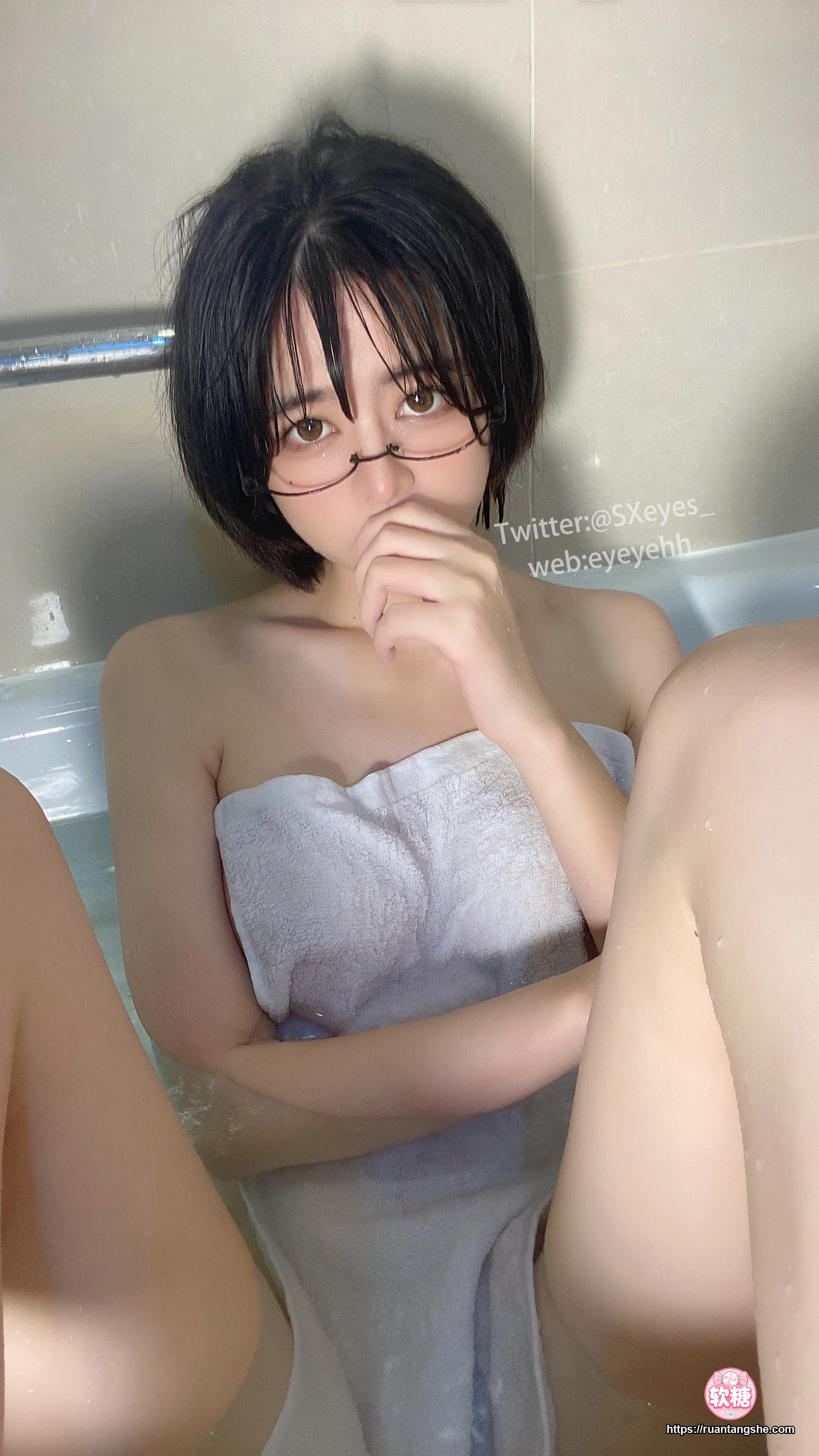 眼酱大魔王w 眼酱大魔王w NO.079 - VOL.33 风吕に入る