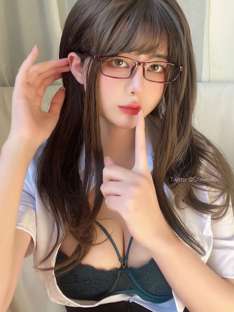 眼酱大魔王w《Fantia 2022年01月会员合集》写真图集 12P｜在线预览与图包下载
