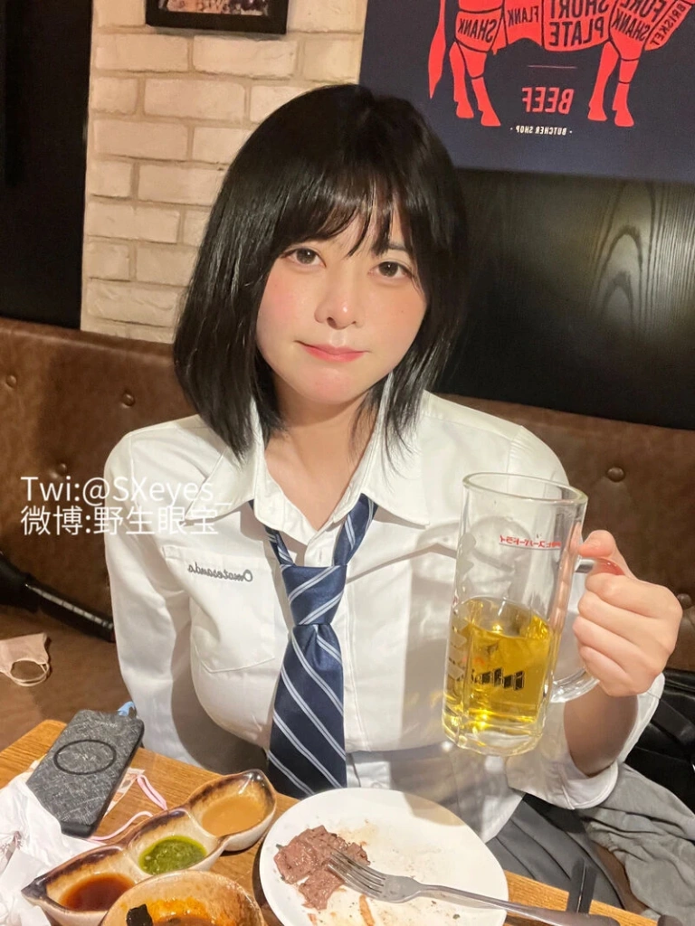 眼酱大魔王w《Fantia 2022年12月会员合集》写真图集 30P+1V｜在线预览与图包下载