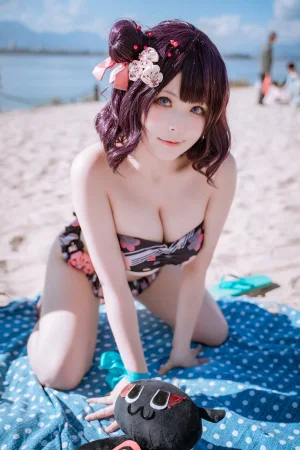 w百合欧皇子w《沙滩》写真图集 21P｜在线预览与图包下载