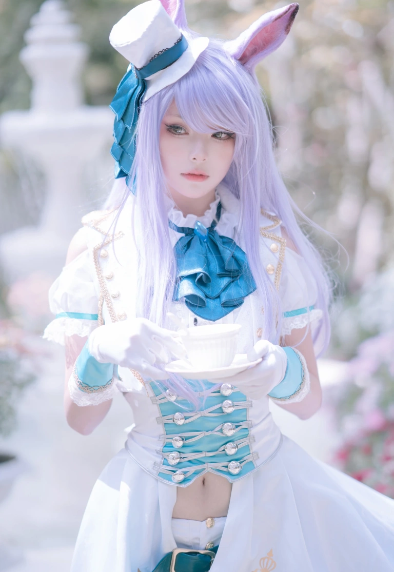 w百合欧皇子w《目白麦昆决胜服》写真图集 18P｜在线预览与图包下载