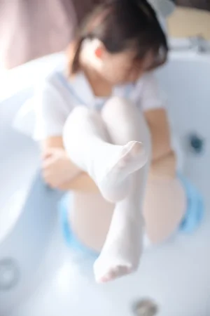 森萝财团《X-032》写真图集 129P+1V｜在线预览与图包下载