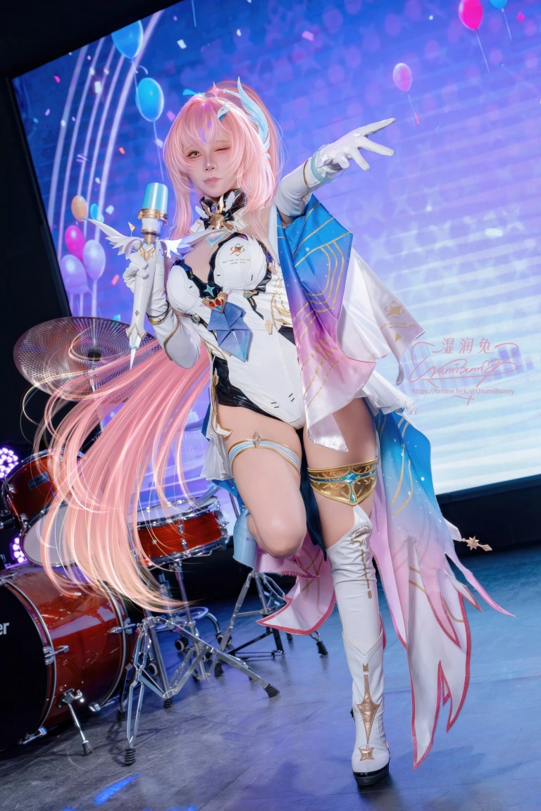 Yiko湿润兔《2026年06月 鸣潮 爱弥斯》写真图集 108P+3V｜在线预览与图包下载