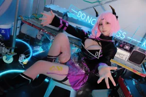 幼愛Youmeko《泰丝 TESS Set [Erophone]》写真图集 18P｜在线预览与图包下载