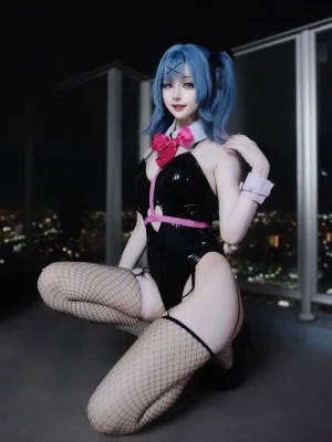 幼愛Youmeko《初音未来兔子洞兔女郎》写真图集 28P｜在线预览与图包下载