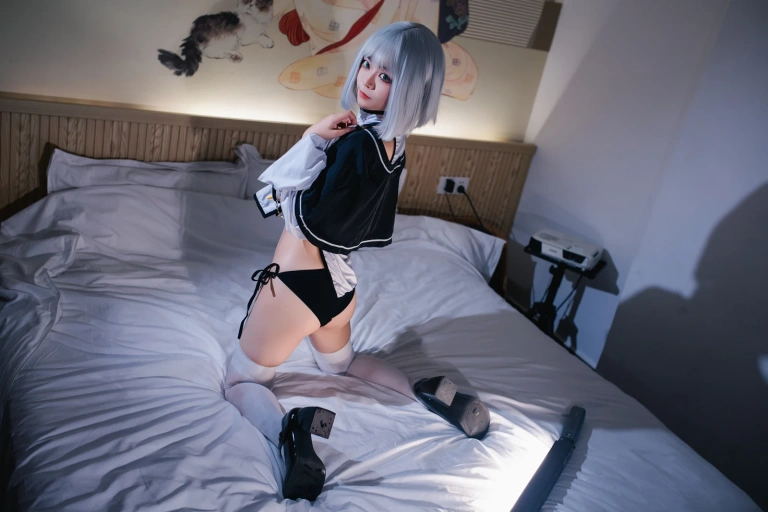 洛城雪Yuki《涤罪神官》写真图集 37P｜在线预览与图包下载